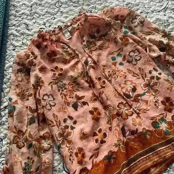 Joie long sleeve sheer floral blouse size XS - Picture 3 of 7